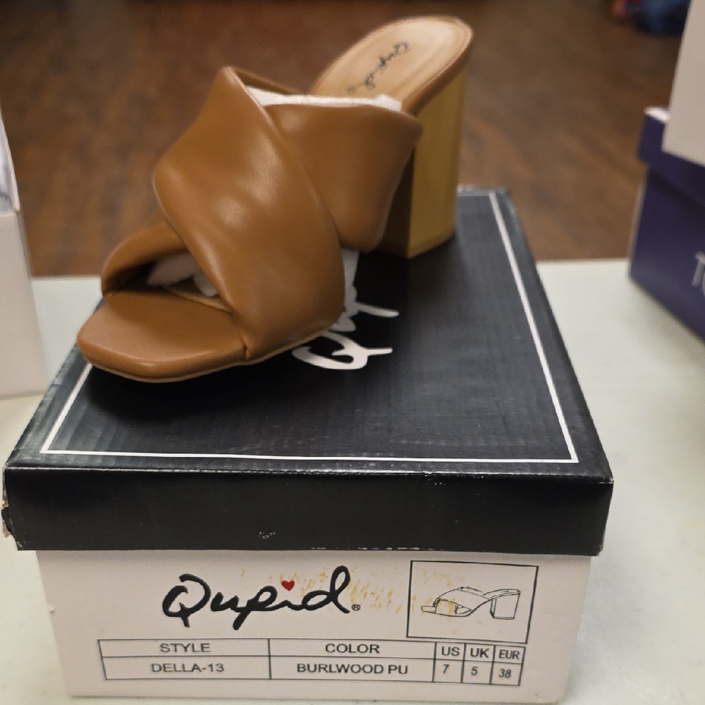 Qupid Burlwood Tan Crisscross Block Heel Mule
